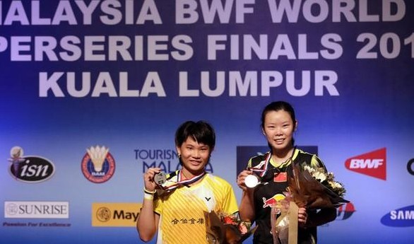2013年世界羽联总决赛男单冠军李宗伟、女单李雪芮